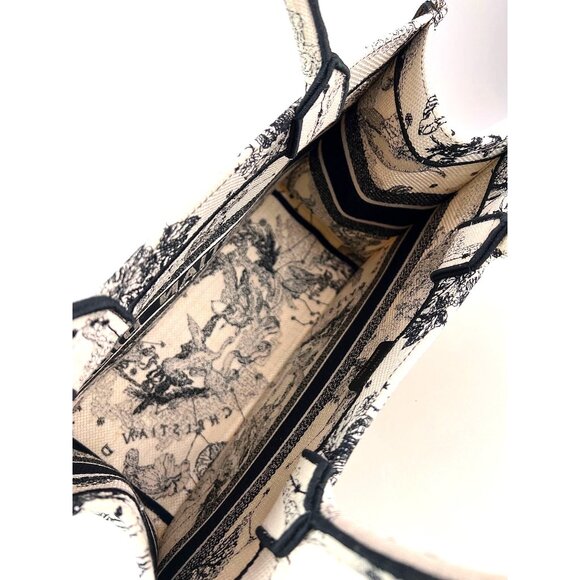 Christian Dior Book Embroidered Canvas Medium Stars and Signs Black Tote - Picture 5 of 11